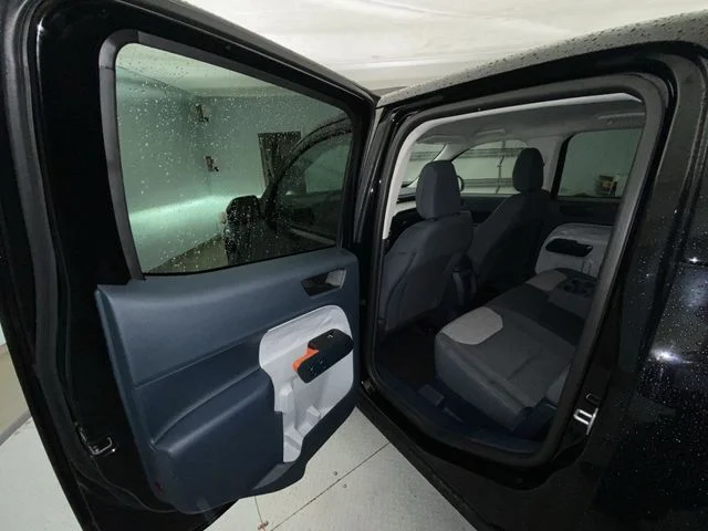 Used 2024 Black Ford XLT image 21