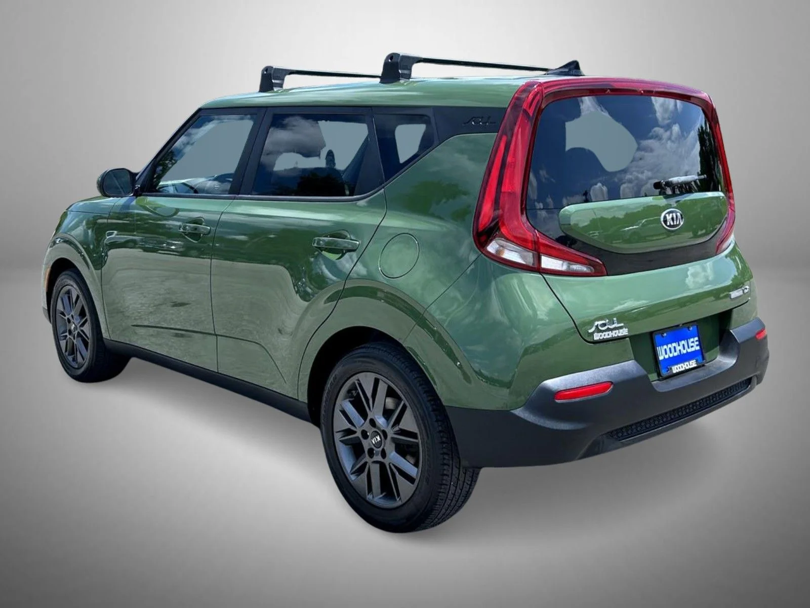 Used 2020 Green Kia EX image 7
