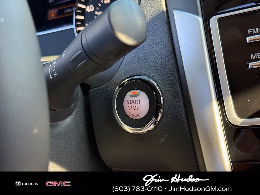 Used 2018 Black Nissan 2.5 SV image 26