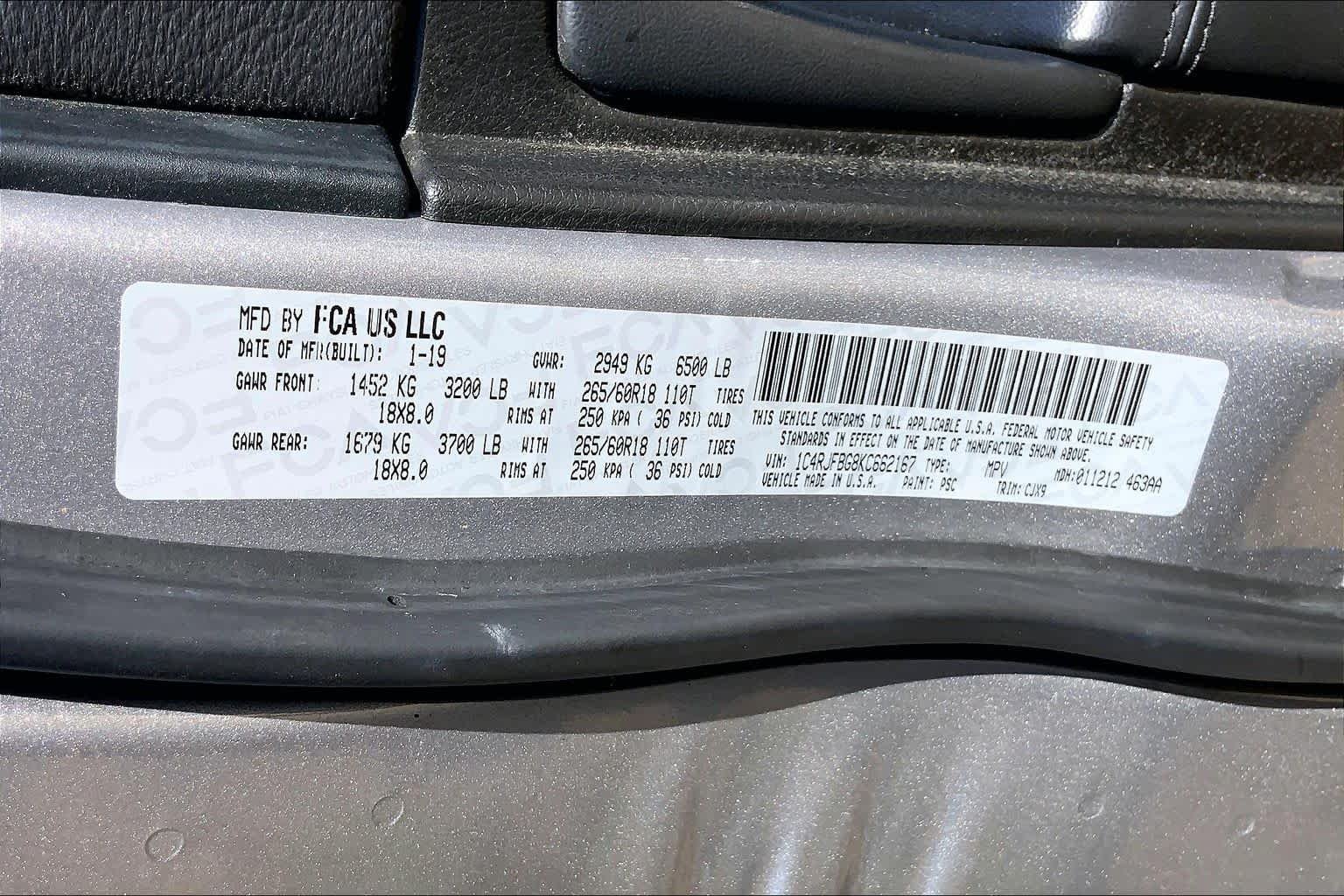 Used 2019 Billet Silver Metallic Clear Coat Jeep Limited image 37