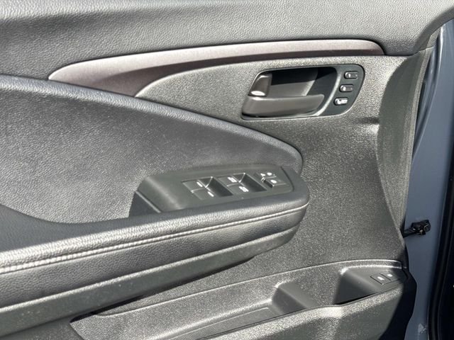 Used 2023 Gray Honda EX-L image 18