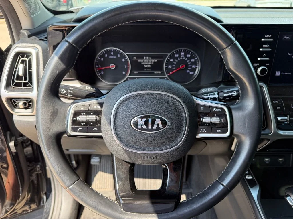 Used 2021 Black Kia S image 14