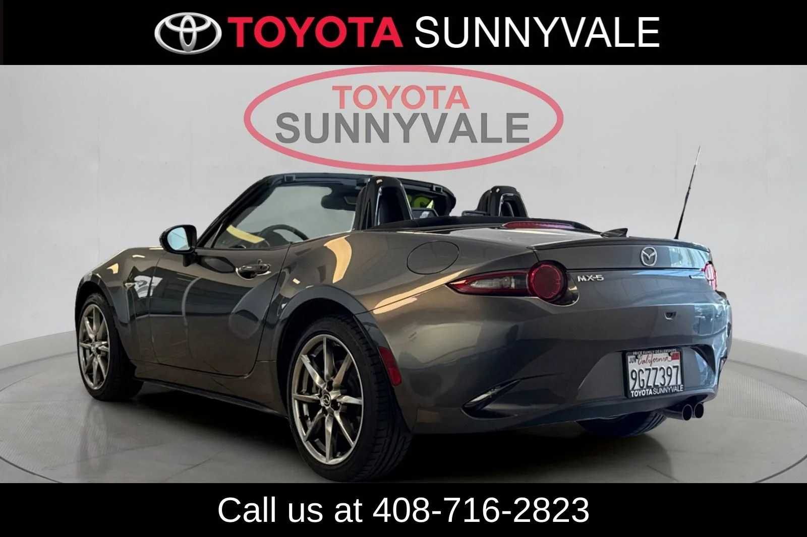 Used 2022 Gray Mazda Grand Touring image 6