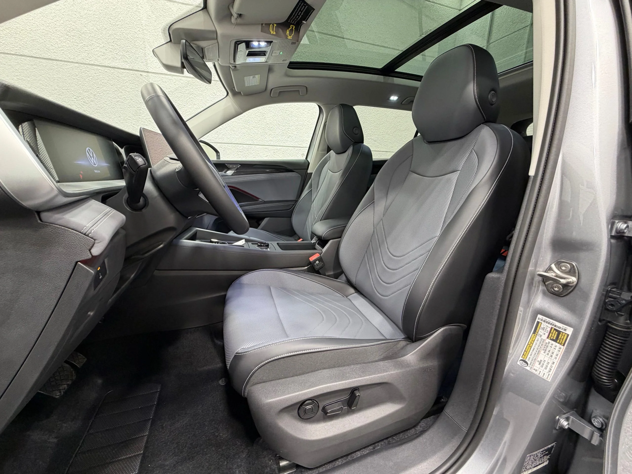 New 2026 Silver Volkswagen SE image 21