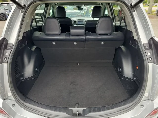 2017 Toyota RAV4 Limited - Photo 15