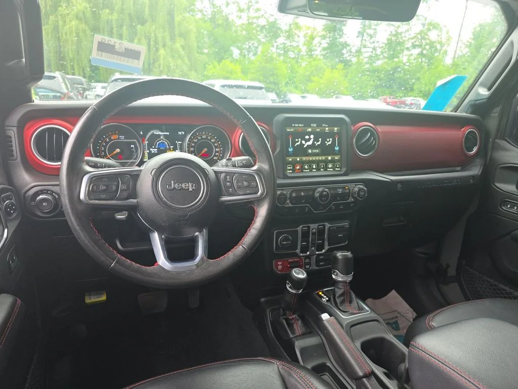 Used 2023 Gray Jeep Rubicon image 6