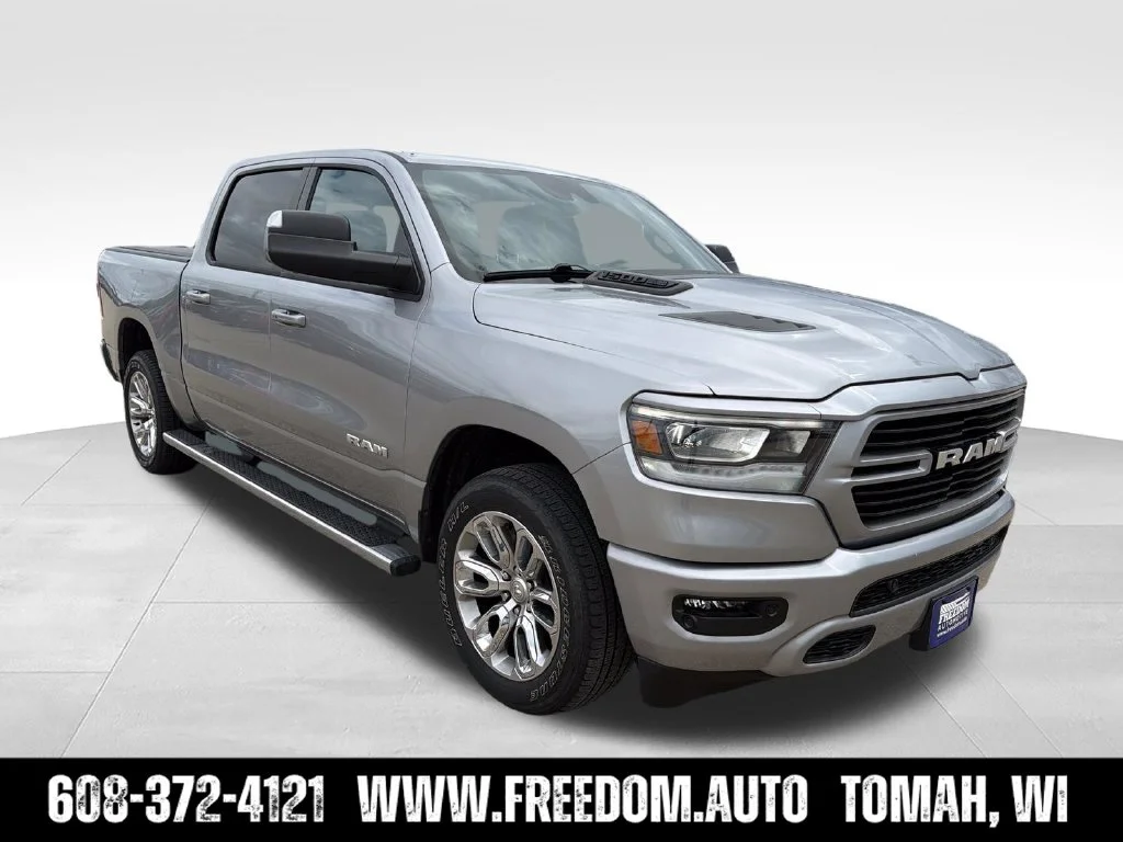 Used 2023 Billet Silver Metallic Clearcoat Ram Laramie image 11