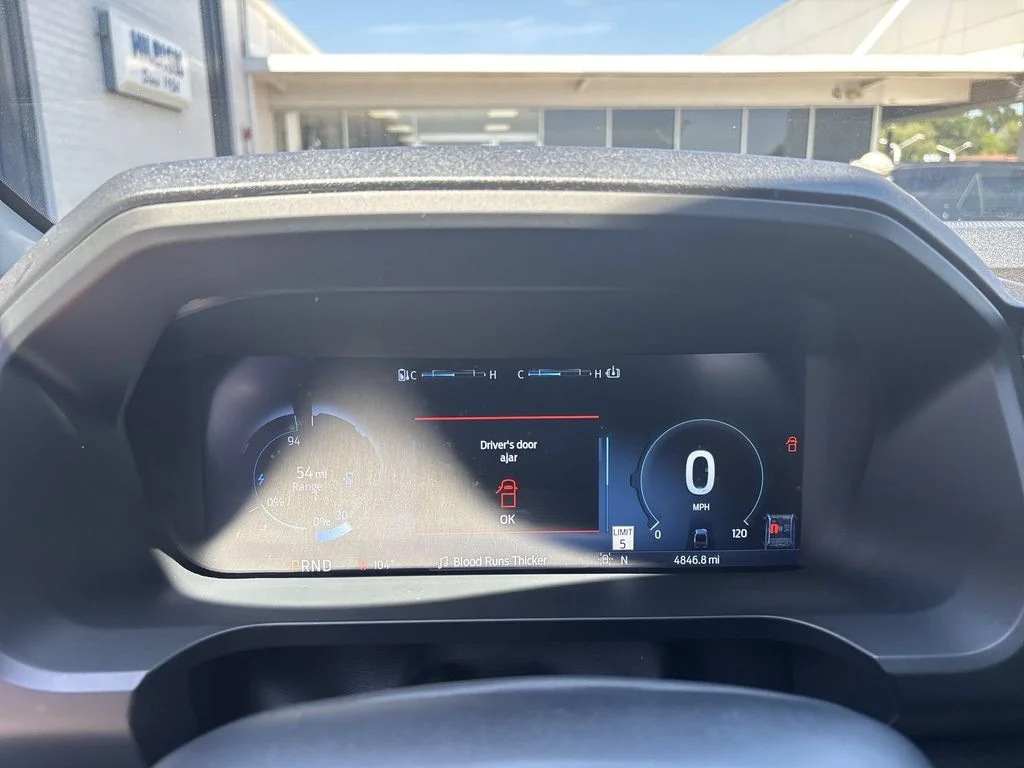 Used 2025 Black Ford Flash image 10