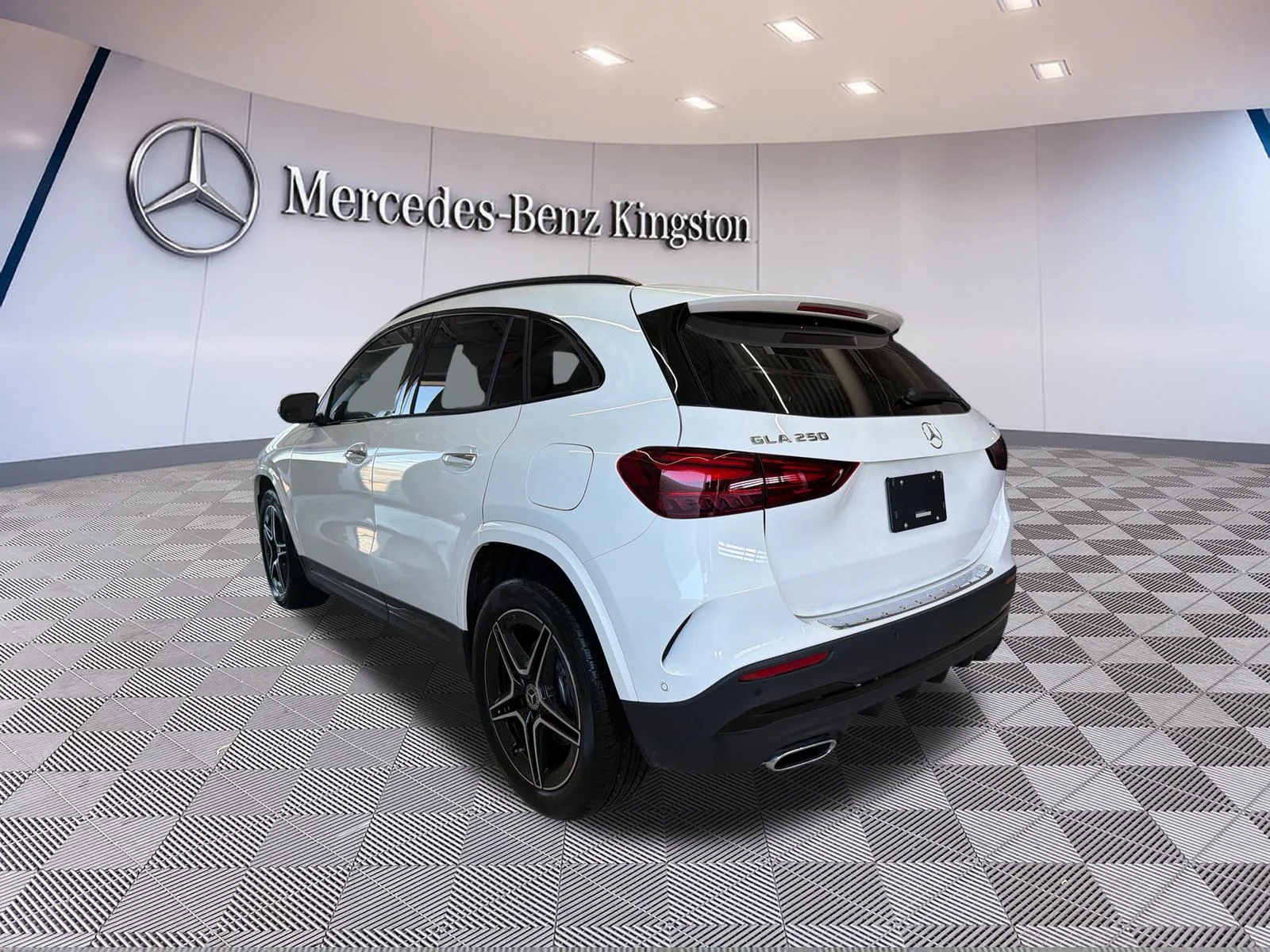 Used 2026 White Mercedes-Benz GLA 250 4MATIC SUV image 9