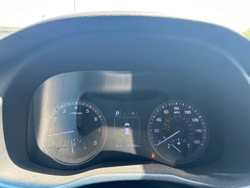Used 2016 Gray Hyundai SE image 16