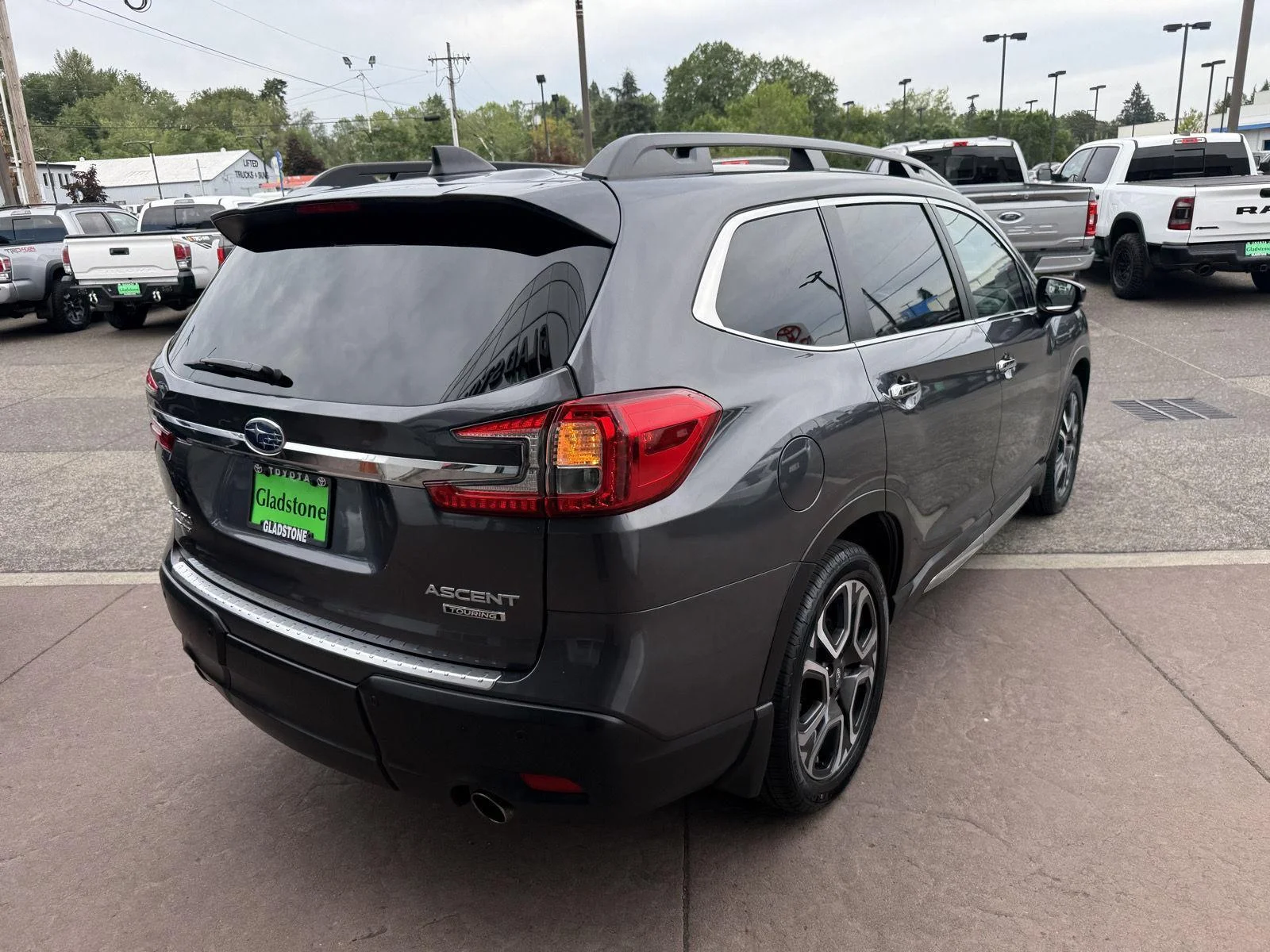 Used 2024 Magnetite Gray Metallic Subaru Touring image 6