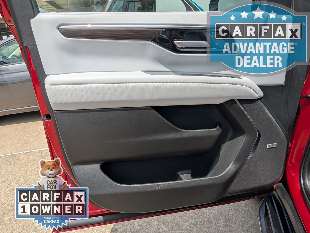 2025 Chevrolet Tahoe Premier - Photo 19