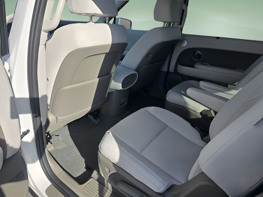 Certified Used 2026 Creamy White Pearl Hyundai SEL Premium image 16