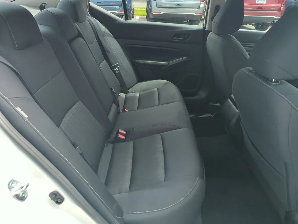 Used 2024 White Nissan 2.5 SV image 30
