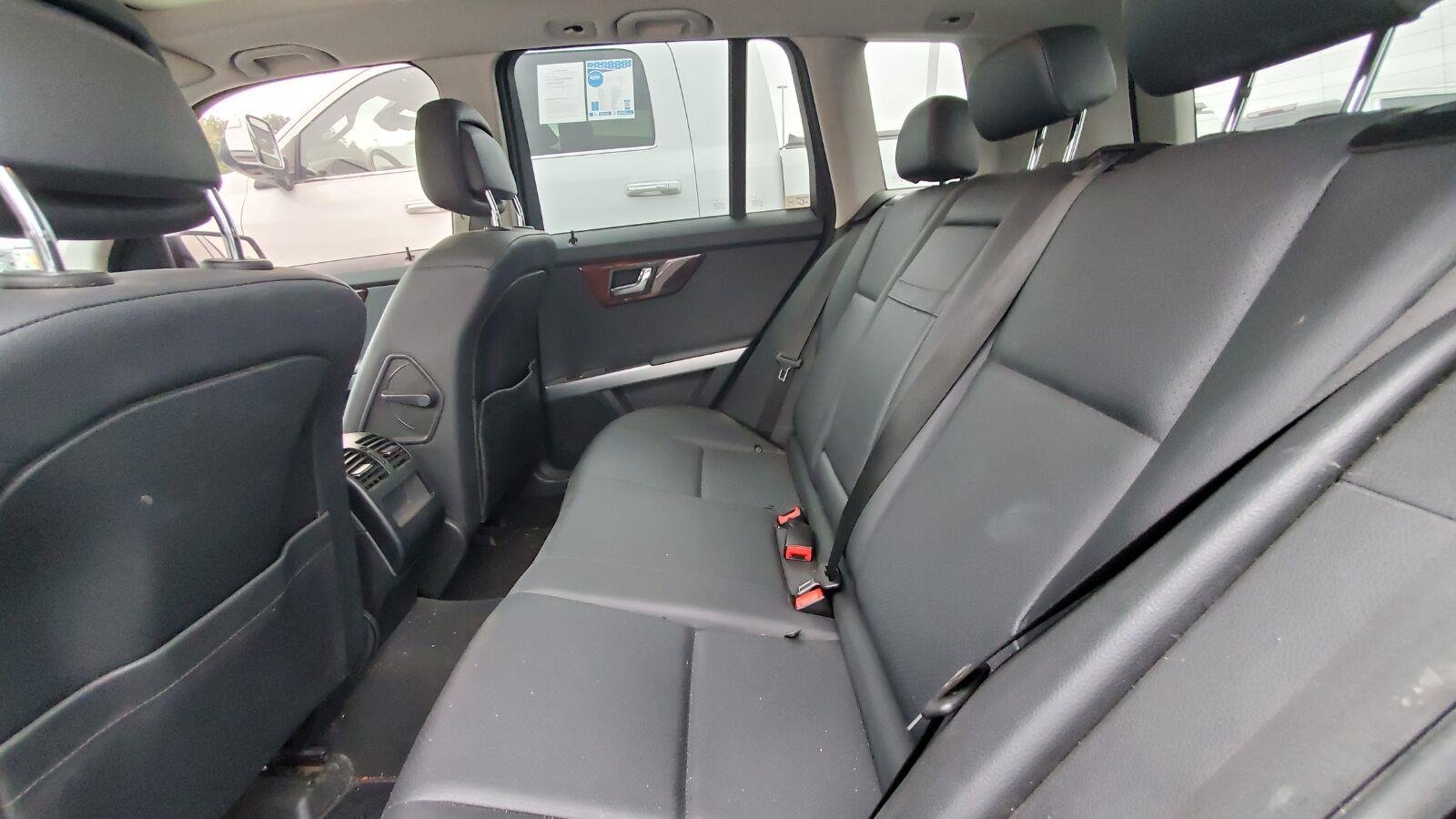 Used 2010 Black Mercedes-Benz GLK 350 image 5
