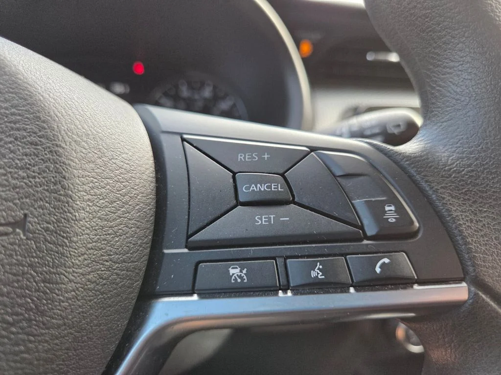 Used 2024 Gray Nissan SV image 12