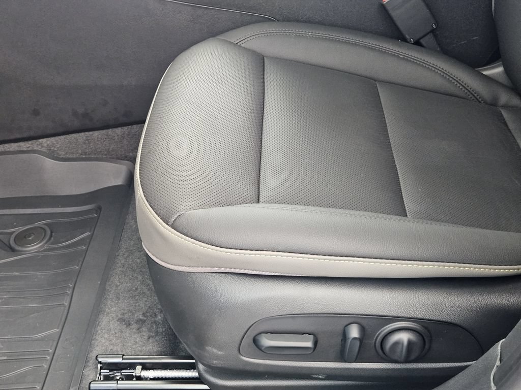 2026 Chevrolet Trax Activ - Photo 28