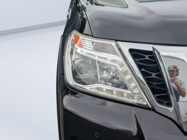 Used 2019 Black Nissan Platinum image 9