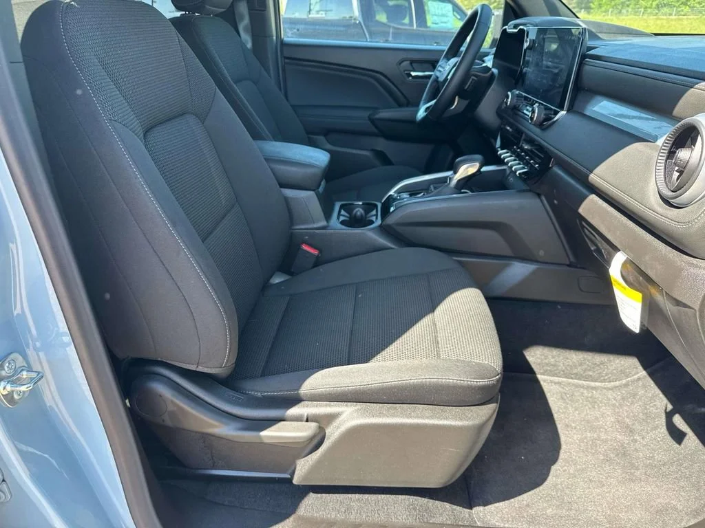 2026 Chevrolet Colorado LT - Photo 24