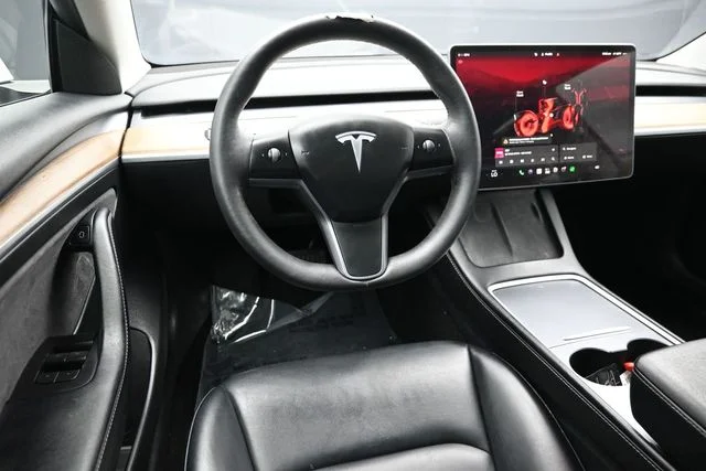 Used 2023 White Tesla Base image 12