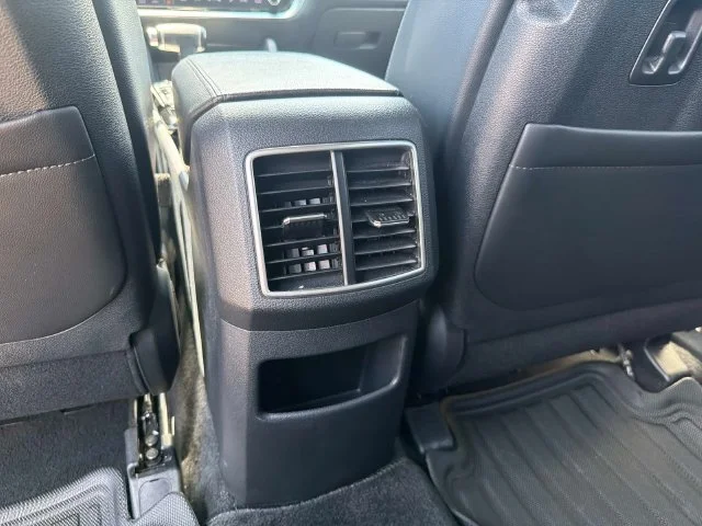 Used 2024 White Kia X-Line image 19