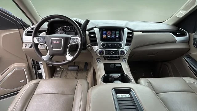 Used 2017 WHITE FROST TRICOAT GMC SLT image 16