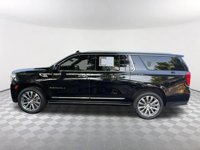 Used 2022 ONYX BLACK GMC Denali image 8