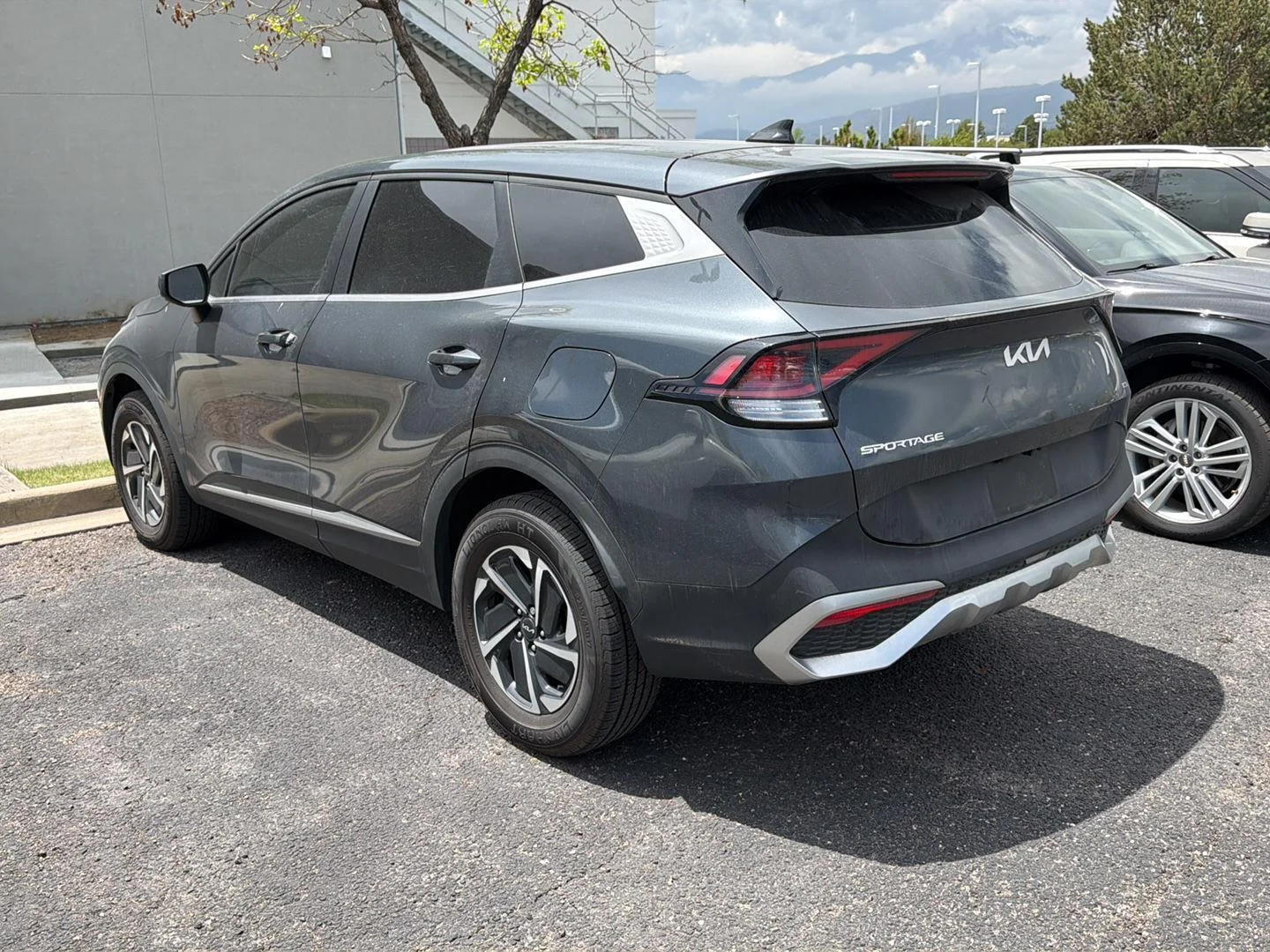 Used 2023 Gravity Gray Kia LX image 10