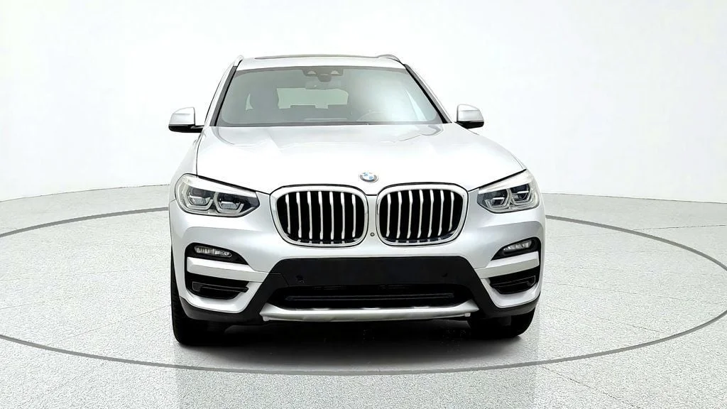 Used 2020 Glacier Silver Metallic BMW sDrive30i Sports Activity Vehicle image 2