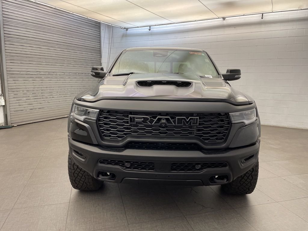 New 2026 Diamond Black Crystal Pearl-Coat Exterior Paint RAM RHO image 9