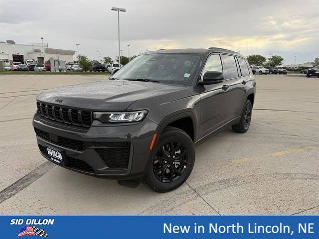 New 2026 Baltic Gray Metallic Clear-Coat Exterior Paint Jeep Laredo Altitude image 1