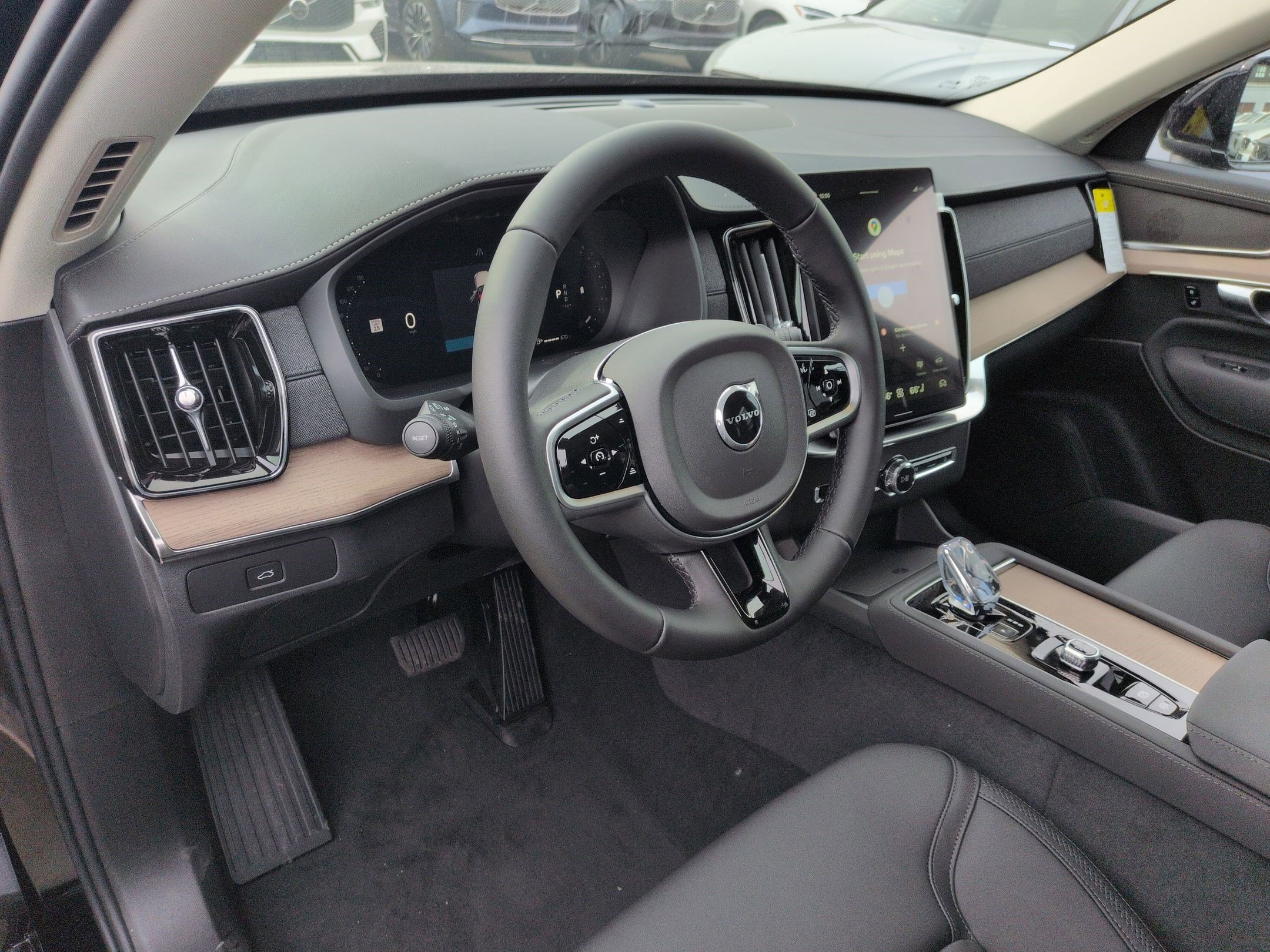 New 2026 Onyx Black Volvo Core image 10
