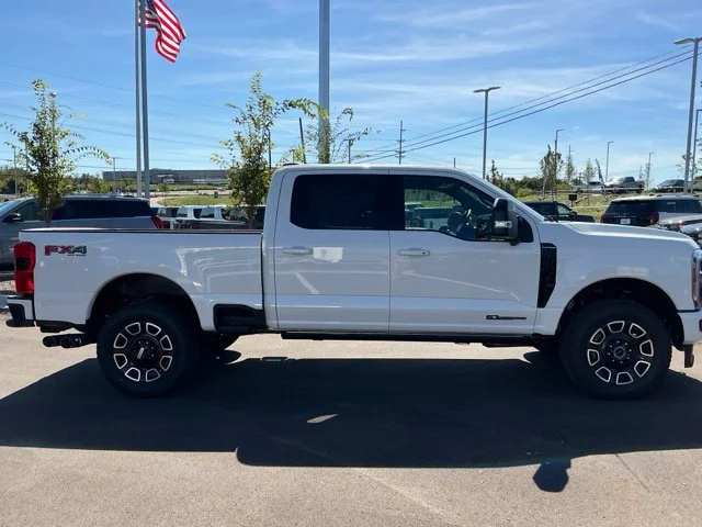 New 2026 Star White Metallic Tri-Coat Ford F-350® Platinum® image 34