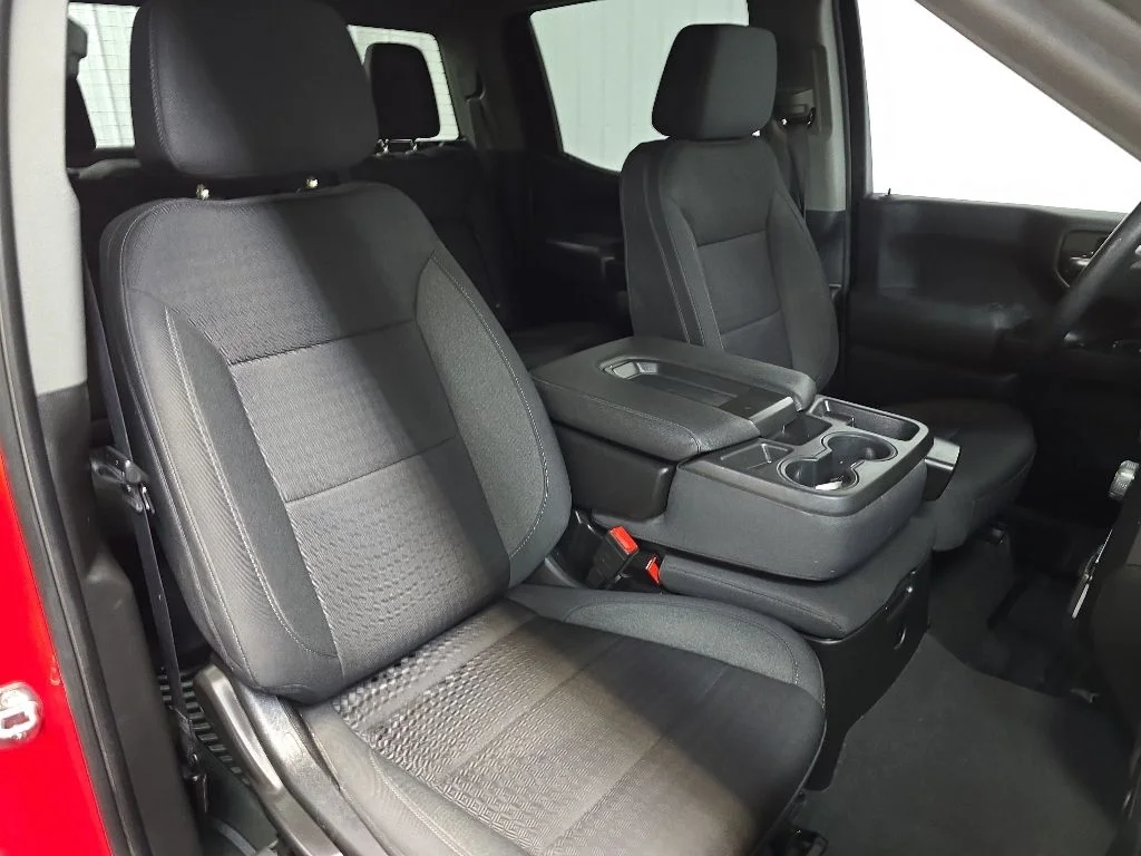 Used 2023 Red Chevrolet Custom image 14