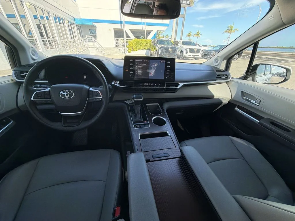 Used 2023 Beige Toyota XLE image 27