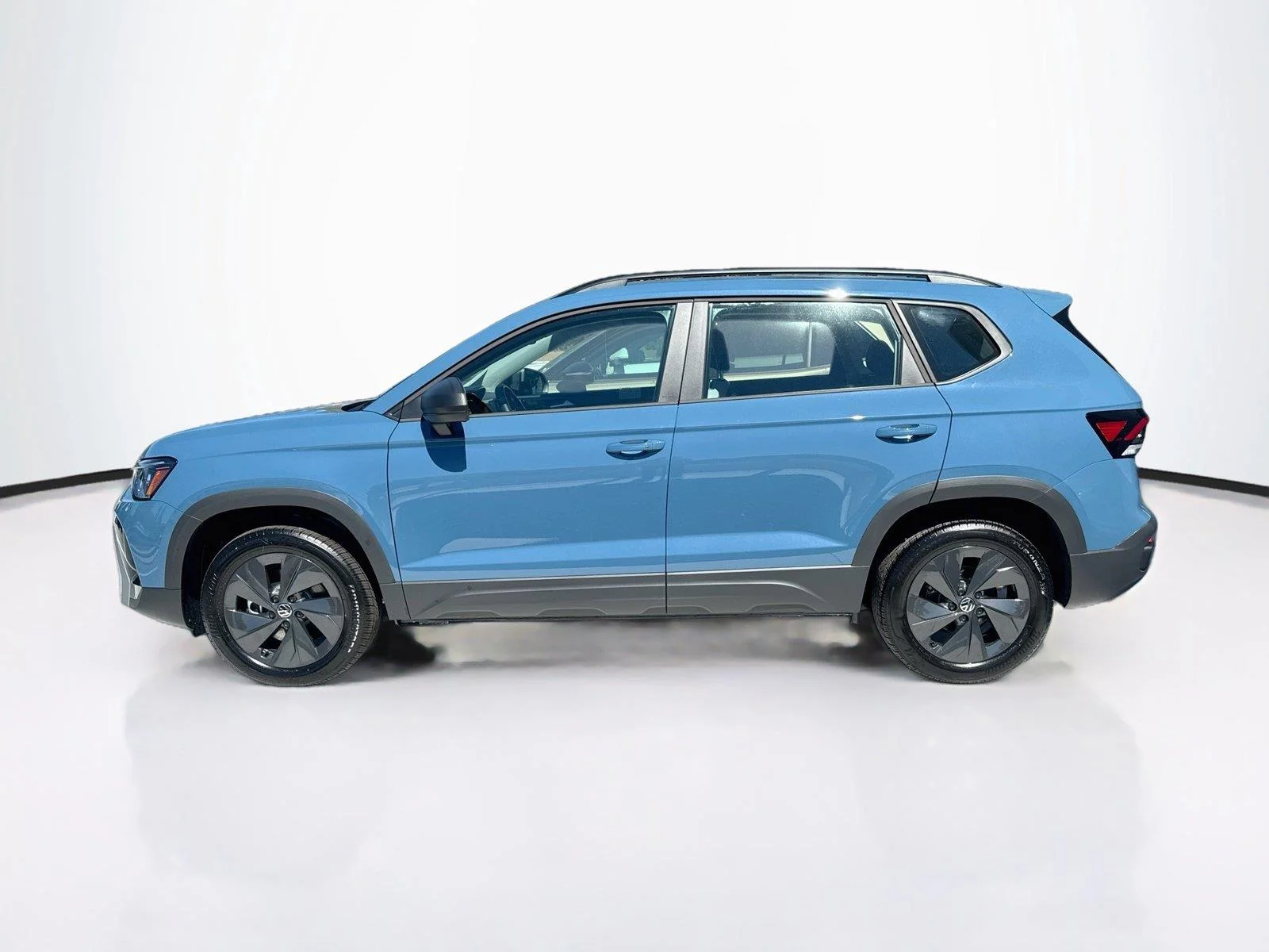 New 2027 Monterey Blue Pearl Volkswagen S image 3