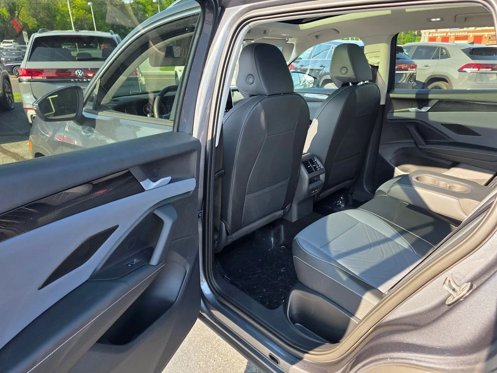 2026 Volkswagen Tiguan SE - Photo 29