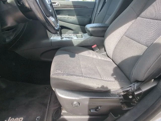 Used 2011 Silver Jeep Laredo image 11