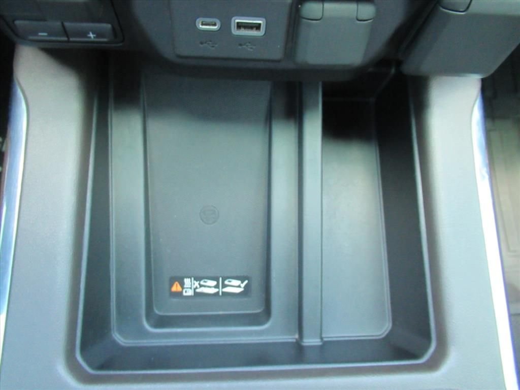 Used 2019 Gray GMC SLT image 24