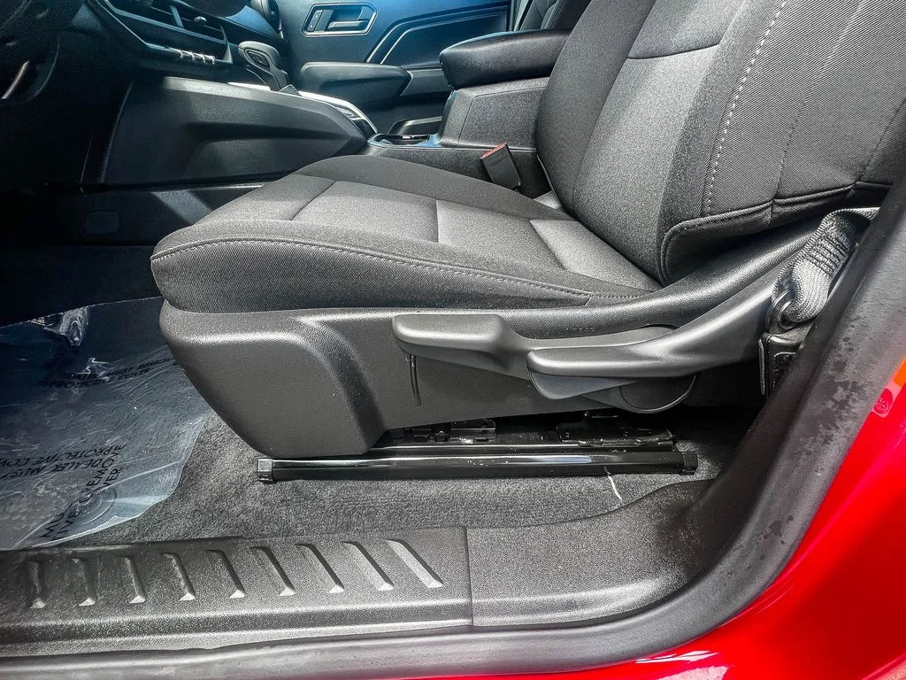 Used 2025 Red Chevrolet Trail Boss image 20