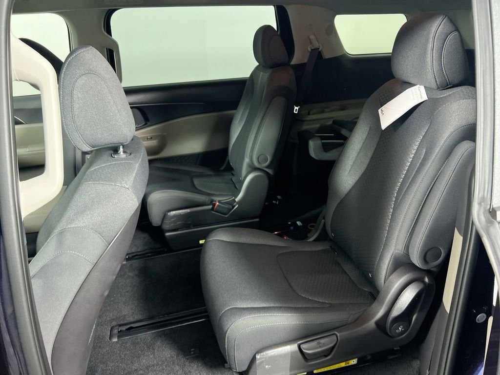 New 2026 Deep Chroma Blue Kia LXS image 28