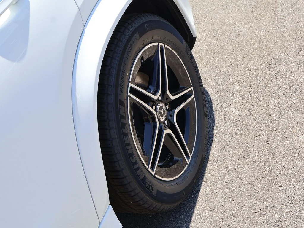 New 2026 Polar White Mercedes-Benz GLE 350 image 39