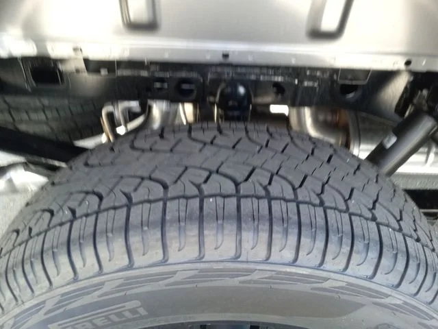 New 2026 Carbonized Gray Metallic Ford XLT image 30