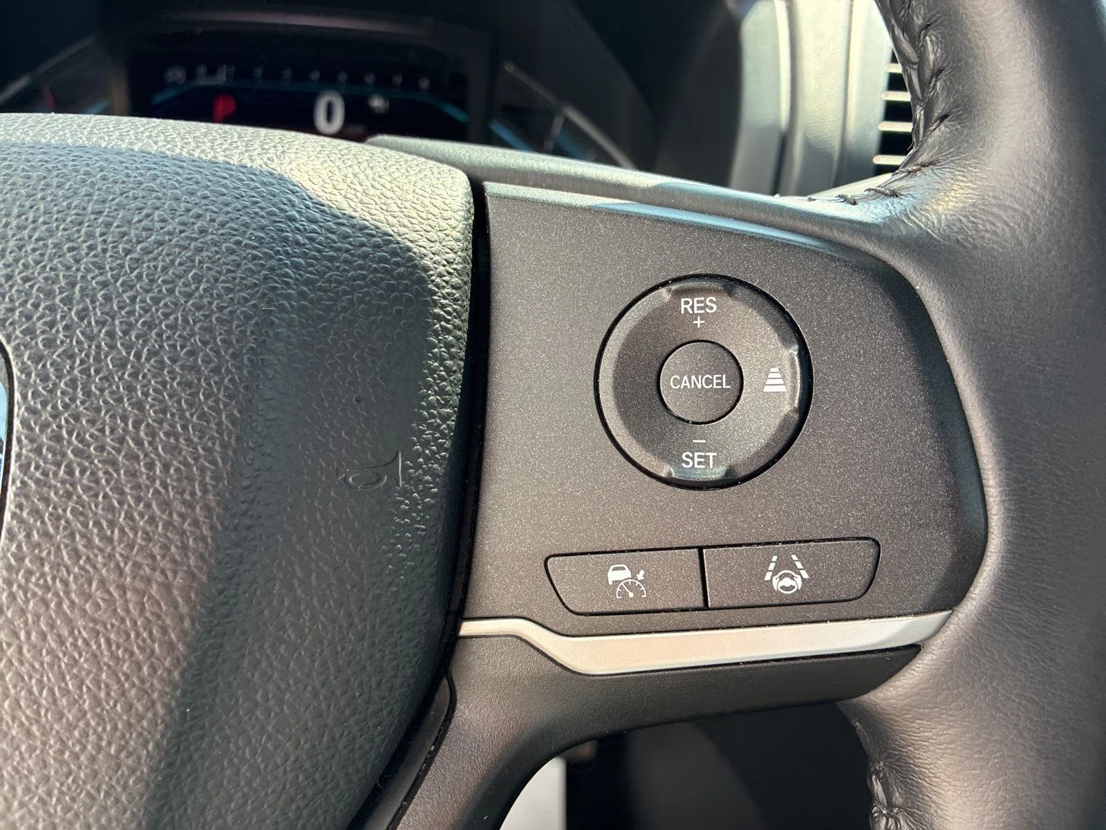 2024 Honda Odyssey EX-L - Photo 24