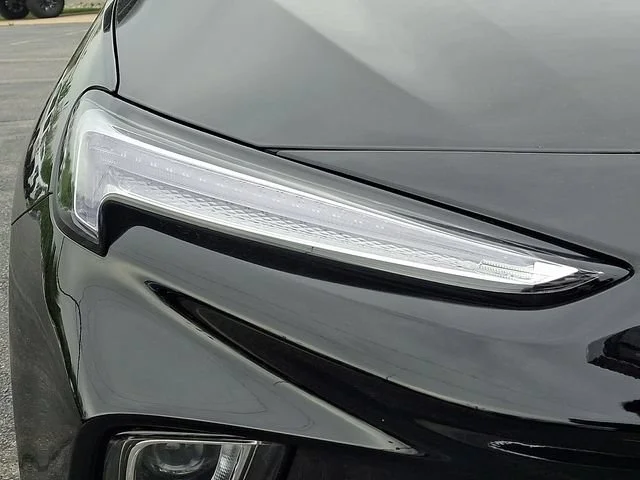 New 2026 Ebony Twilight Metallic Buick Preferred image 9