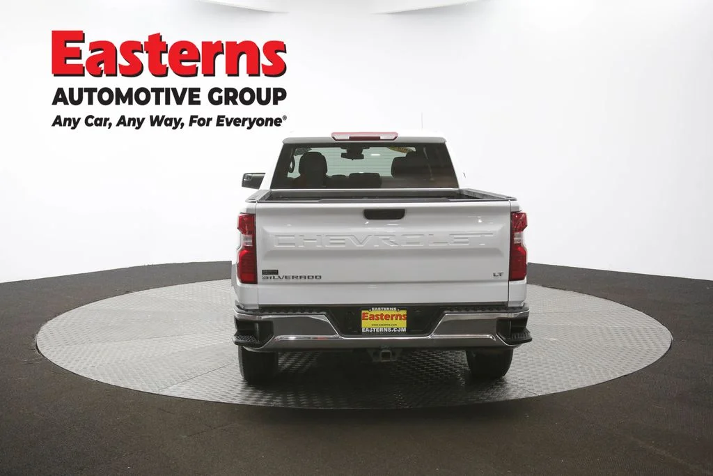 Used 2024 White Chevrolet LT image 33