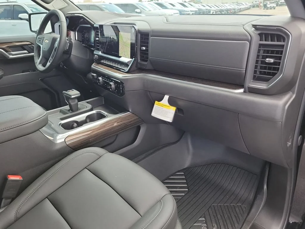 New 2026 Black Chevrolet LT image 20