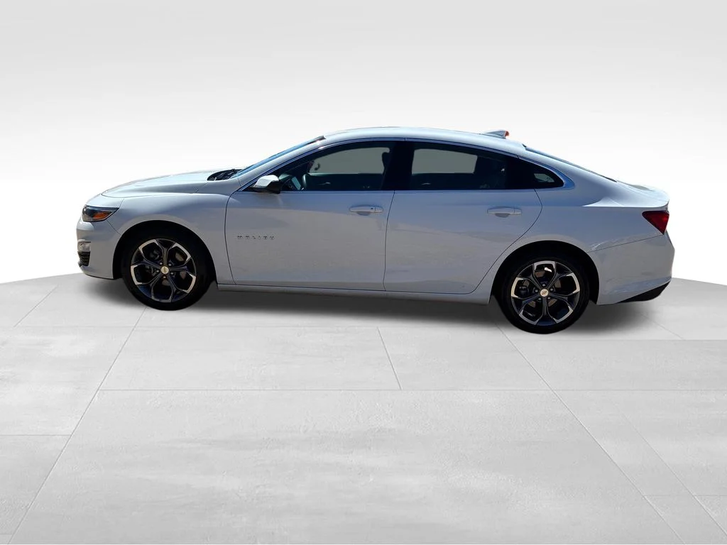 Used 2024 White Chevrolet LT image 2