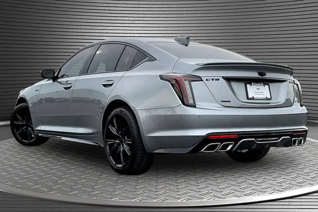 2026 Cadillac CT5 V-Series - Photo 3