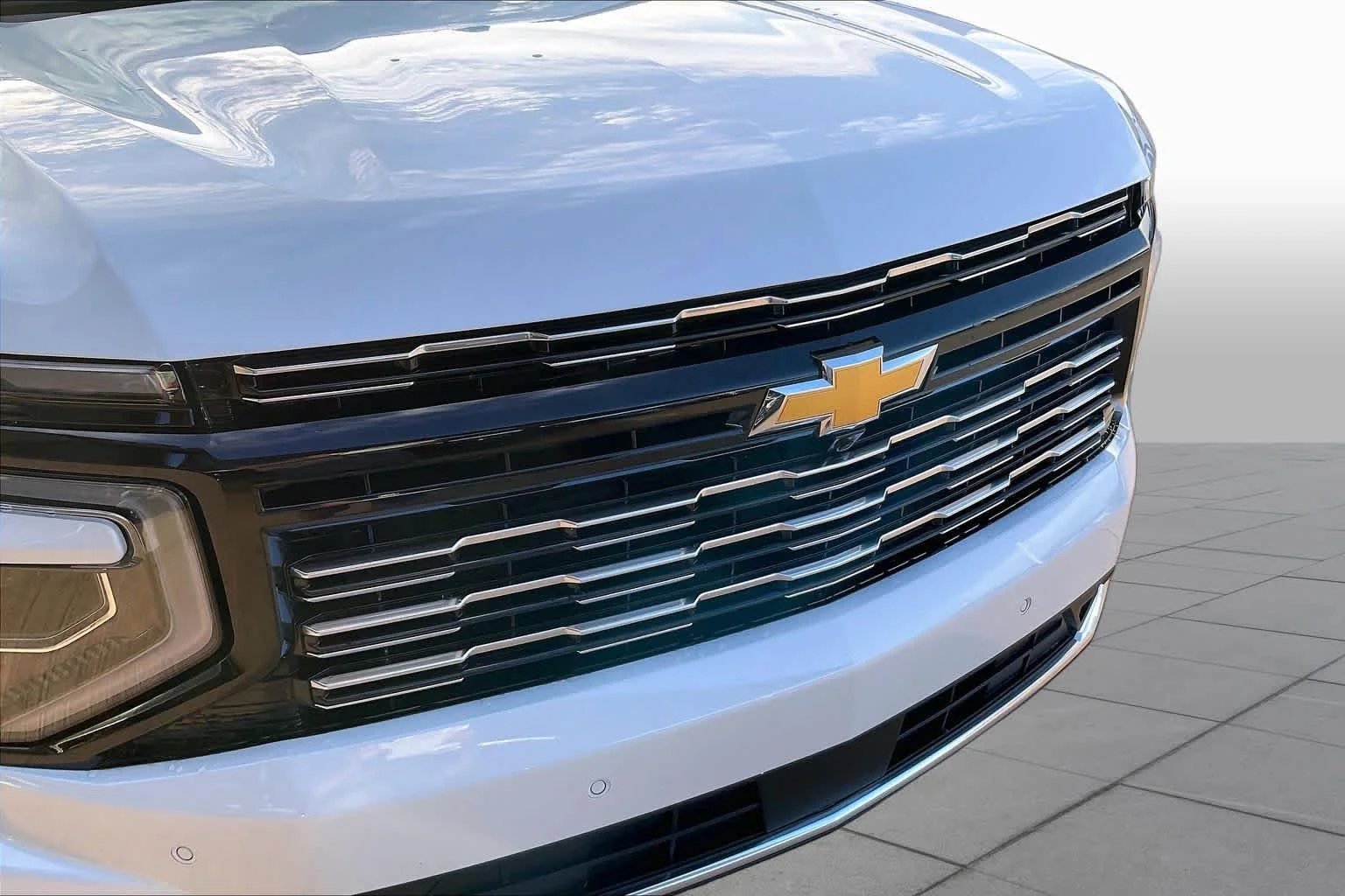 Used 2026 Polar White Tricoat Chevrolet High Country image 29